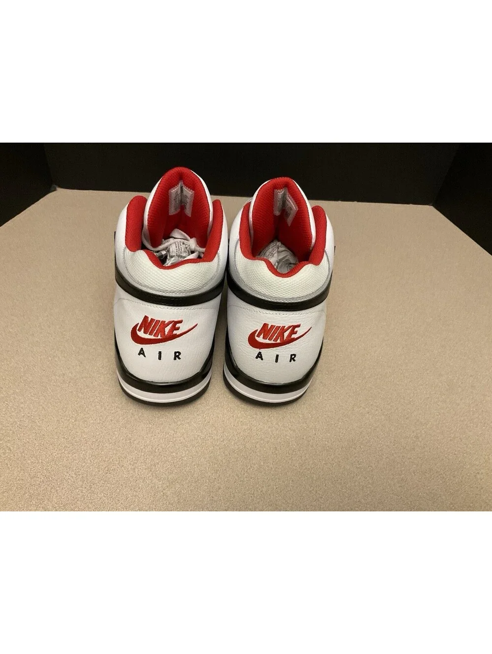 Mens Nike Air Flight Lite Mid Top Sneakers White/Black/Red BQ4212-100. Size 13.